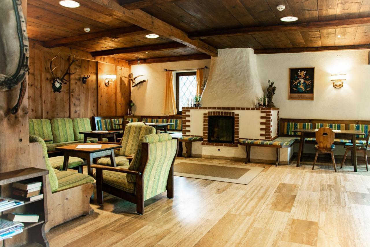 Hotel Marko 厄茨 外观 照片